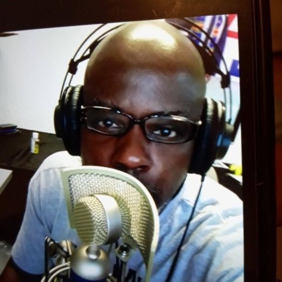 Meet your Posher, Alex - Picture 1 of 1